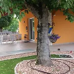 Dimora La Risorgiva 招待所 维罗纳